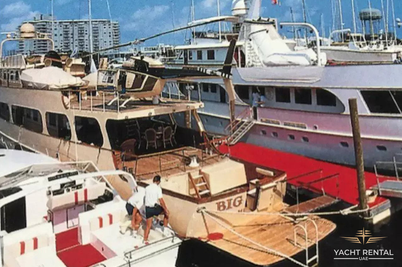 Nadine yacht image